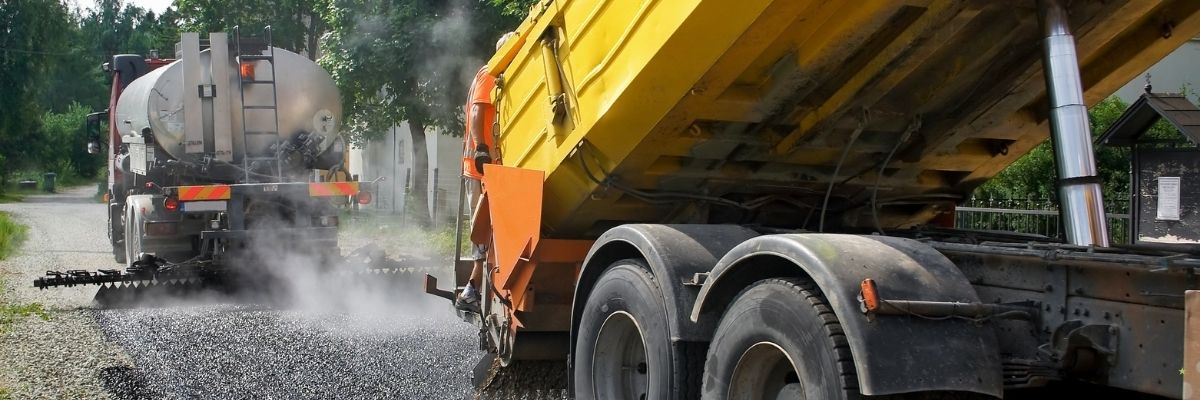 Bolvadin’de Devam Eden Yol ve Altyapı Çalışmaları